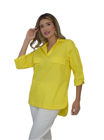 Blusa Amarilla con Bolsillos Decorativos y Mangas 3/4