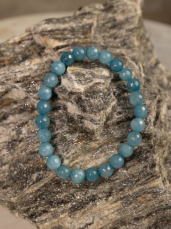 Pulsera elástica de imitación piedra natural azul claro facetada